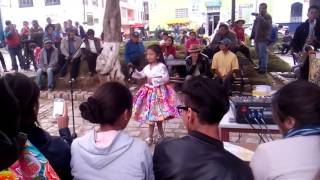 Niña de 7 canta huayno en Huancayo [upl. by Lapham]