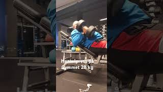 Hantelpress på Gymmet 28 kg [upl. by Tlok]