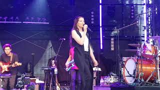 Yvonne Catterfeld Konzert 15062018 Brandenburg Havelfest  Schwarz auf weiß [upl. by Anomer114]