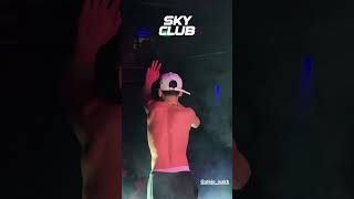 Alejo Isakk Gusty DJ  SESSION EN EL BARRIO  Show en VIVO 🥳🎶🇦🇷 Sky Club  La Banda Argentina [upl. by Phyl]