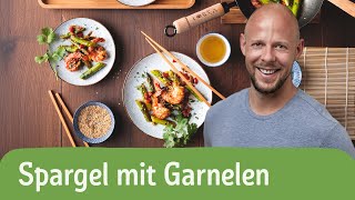 Grüner Spargel mit Garnelen – das Rezept für die Spargelsaison 🦐  REWE Deine Küche [upl. by Sito]