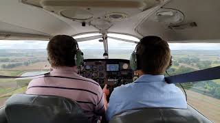 Learning to fly PA28 PPL lesson 11 flapless landing [upl. by Ragouzis]