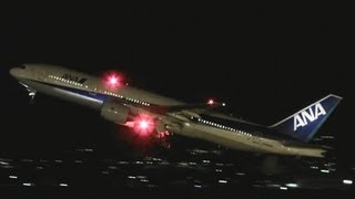 B777 Into The Night Sky ANA Boeing 777200 JA8969 TAKEOFF TOYAMA Airport 富山空港 2012327 [upl. by Jefferson]