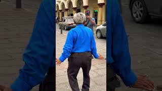 El Robotino llega a la Plaza Libertad reels shortsviral shorts tiktok dance viralvideo [upl. by Amarette]