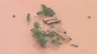 Monsun beschert Asien Überschwemmungen [upl. by Purdum515]