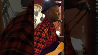 Warilo singing to Haron  Amboseli Serena Safari Lodge  May 23 2019 [upl. by Chelsey]