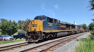 CSX E211 with CSX 1827 Baltimore and Ohio heritage unit leading in Charlottesville Virginia [upl. by Prissy]