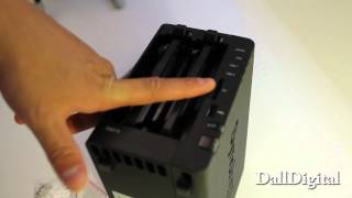 How to install an HDD in a Synology ds213 [upl. by Mariette]