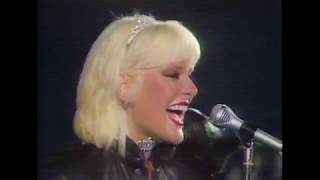 Donatella Rettore  Splendido splendente  Festivalbar 1979 stereo remaster [upl. by Olwena]