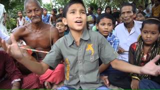 Bangladeshi boy singing baul song [upl. by Naerb]