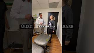 Releasing a spasm on the Quadratus Lumborum muscle chiropractor quadratuslumborum florida [upl. by Ritchie]