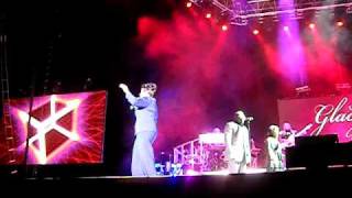 Gladys knight live  Wembley 09 10 09 [upl. by Repsac]