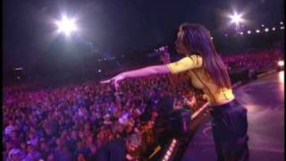 Shania Twain  KaChing Up Live in Chicago 6 of 22flv [upl. by Yur825]