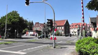 einzigartiger Bahnübergang quotSplieterstraßequot Warendorf  Lichtzeichen in allen Kombinationen [upl. by Yelra]