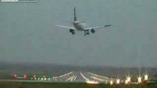 Airbus A320 Lufthansa nearly crashed during crosswind approach [upl. by Orth41]