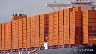 BIGGEST GERMAN CONTAINER SHIP BERLIN EXPRESS FIRST ARRIVAL AT HAMBURG  4K SHIPSPOTTING 2023 [upl. by Lenuahs]