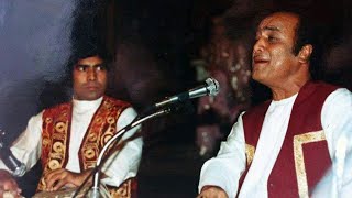 Mehdi Hassan with Tari KhanYuun na mil mujhse Khafa Ho JaisePrivate Mehfil Early 80s [upl. by Daveen847]