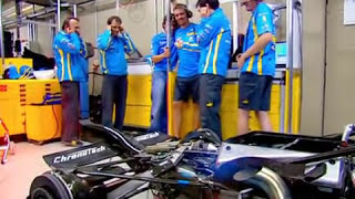 Renault F1 V8 engine final goodbye for Fernando Alonso [upl. by Isa845]