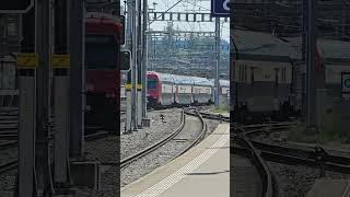 Winterthur Bahnhof beim Züge im Sommer [upl. by Nimesh]