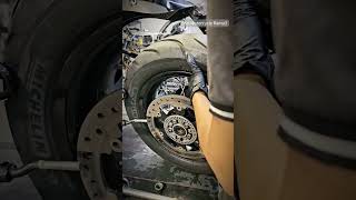 Replace Whitewall Tire for R18 Classic BKKMotorcycle bmwmotorrad MakeLifeARide R18 BMWR18 [upl. by Glick]