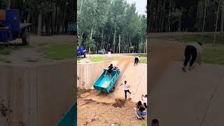 Three wheeled transport vehicle climbing cement slope test process [upl. by Fates]