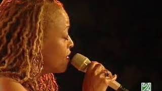 Cassandra Wilson  29° Festival de Jazz Vitoria Gasteiz 2005 [upl. by Cristin475]