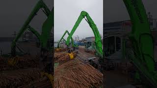 UNLOADING OF TIMBER CARGO ON SHIP DECKUSING BY THREE CRANES youtubeshorts [upl. by Novikoff]