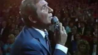 Gilbert Bécaud chante Le Retour à « ChampsElysée » en 1987 [upl. by Lohman604]