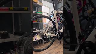 Bianchi Sprint на новом механическом 12скоростном группсете Shimano 105 [upl. by Asatan697]