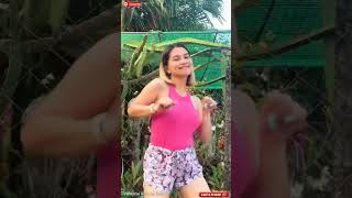 paro paro g TikTok danceTikTok trendVanessa Alvarez [upl. by Einreb571]