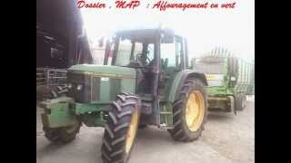 Affouragement en vert  John Deere 6300 avec autochargeuse bonino [upl. by Cherin518]