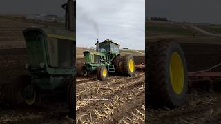 JOHN DEERE 4520 Tractor Drive Plowing bigtractorpower [upl. by Lempres431]