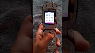 TMobile UK Motorola V300 Flip Phone 2003 [upl. by Stedmann]