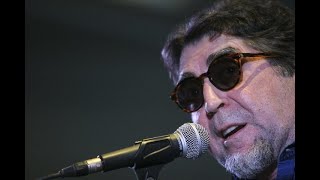 Joaquín Sabina se desmayó se golpeó el ojo y tuvo que suspender dos shows en México [upl. by Quincy896]