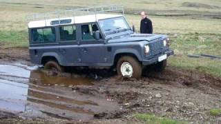 Landy im Matschloch in Island 14 [upl. by Beutner]