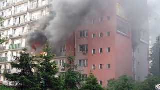 Pożar na Powiślu A flat on fire Warszawa 20130616 [upl. by Enomys]