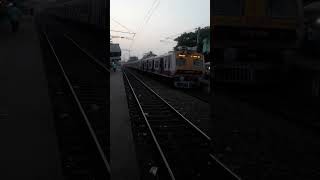 Thakurnagar 452pm skipping Habra station  local train [upl. by Aleet996]