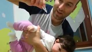 Eseguire perfetti lavaggi nasali ai bambini senza farli piangere Tutorial perfect nasal rinse [upl. by Hiroshi]