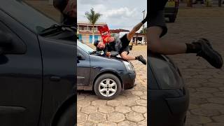 Foi só um bracinho 🤣 shorts funny Eu tava comendo Doritos [upl. by Alket792]