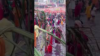 Nirdhan pukar devo bhojpuri song chhathpuja viralvideo bhojpuri bhojpurisong train tered [upl. by Resor]