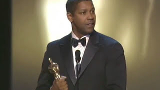 Denzel Washington Wins Best Actor  74th Oscars 2002 [upl. by Brandy]