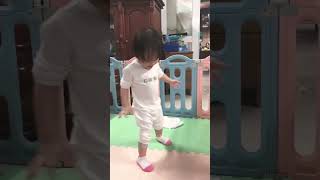 Sunny 1 year old dance APT 😄 [upl. by Rramaj]