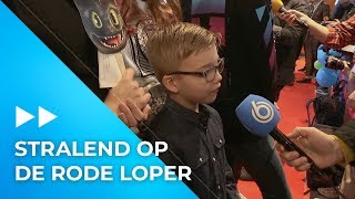 Stralende over de RODE LOPER  Steenrijk Straatarm [upl. by Ardella]