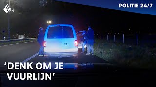 Bezit nepwapen leidt tot aanhouding  POLITIE 247 [upl. by Laefar]