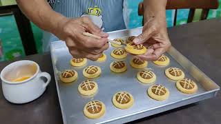 Authentic Nyonya Pineapple Tarts [upl. by Myer]