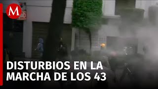 Realizan disturbios en CdMx durante marcha por los 10 años de la desaparición de los 43 normalistas [upl. by Davidson]