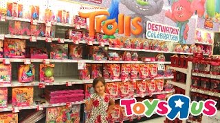 TOYS R US TROLLS TOY HAUL  DE COMPRAS BUSCANDO JUGUETES DE TROLLS EN TOYS R US [upl. by Rosenberger]