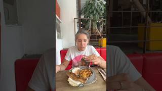 Italiana 🇮🇹Comiendo Calentado en Medellín 🇨🇴 comidacolombiana colombia food foodie foods [upl. by Frankhouse]