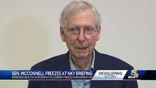 Doctors react after Sen Mitch McConnell appears to freeze during media briefing [upl. by Lura60]