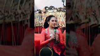 Ratih Sinden cantik masih smp dari ponorogo [upl. by Yenalem]